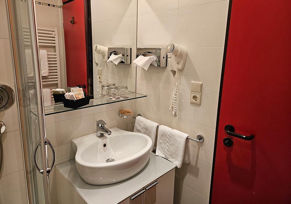 residence-arnika-app-bad-1